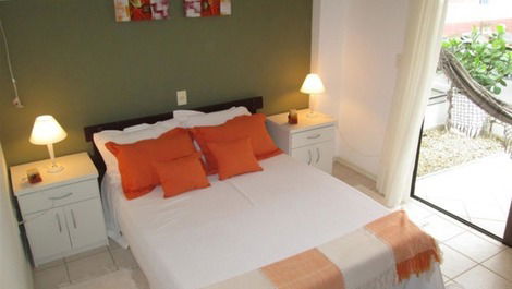 Front Avenue apartment, Meia Praia Itapema SC