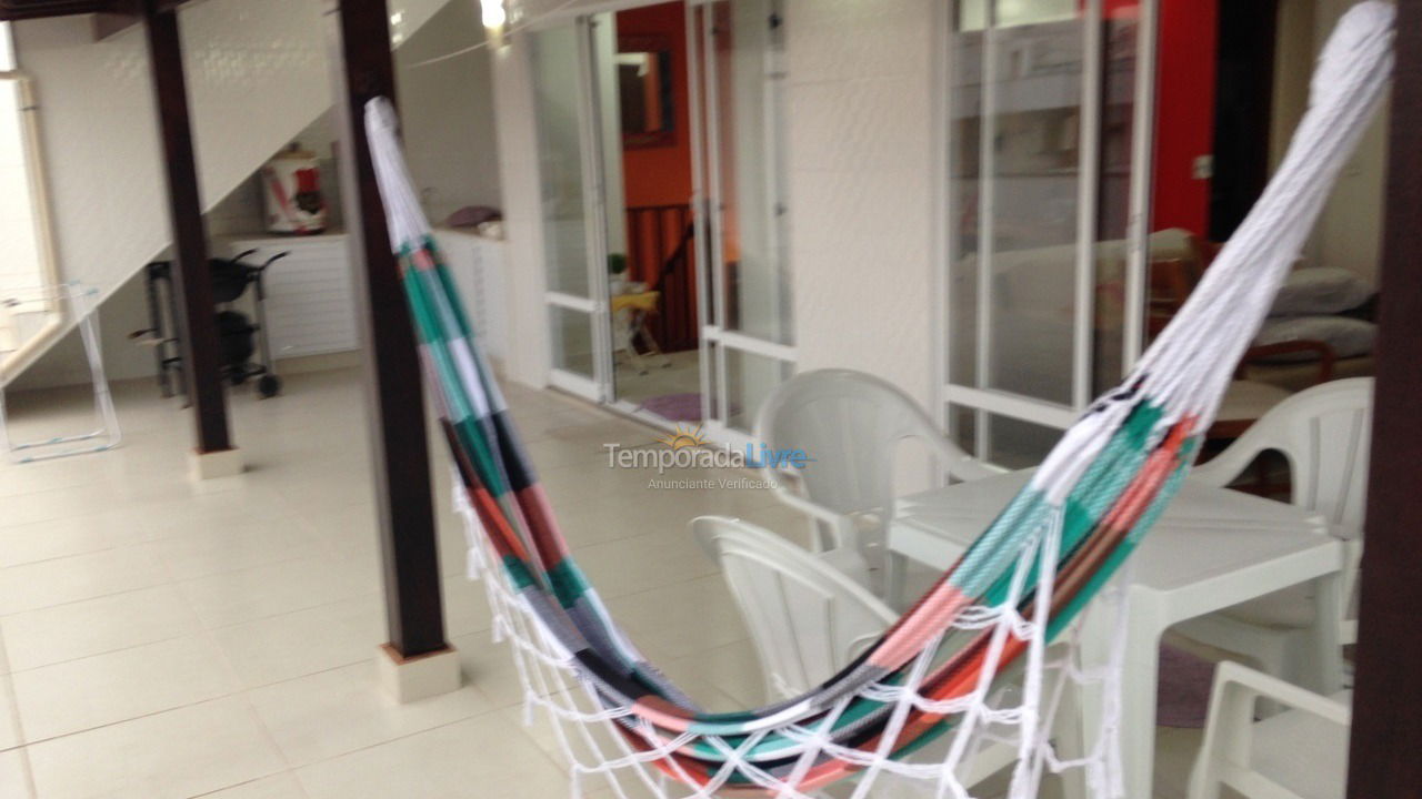 Apartamento para aluguel de temporada em Cabo Frio (Bragapraia Forte E Dunas)