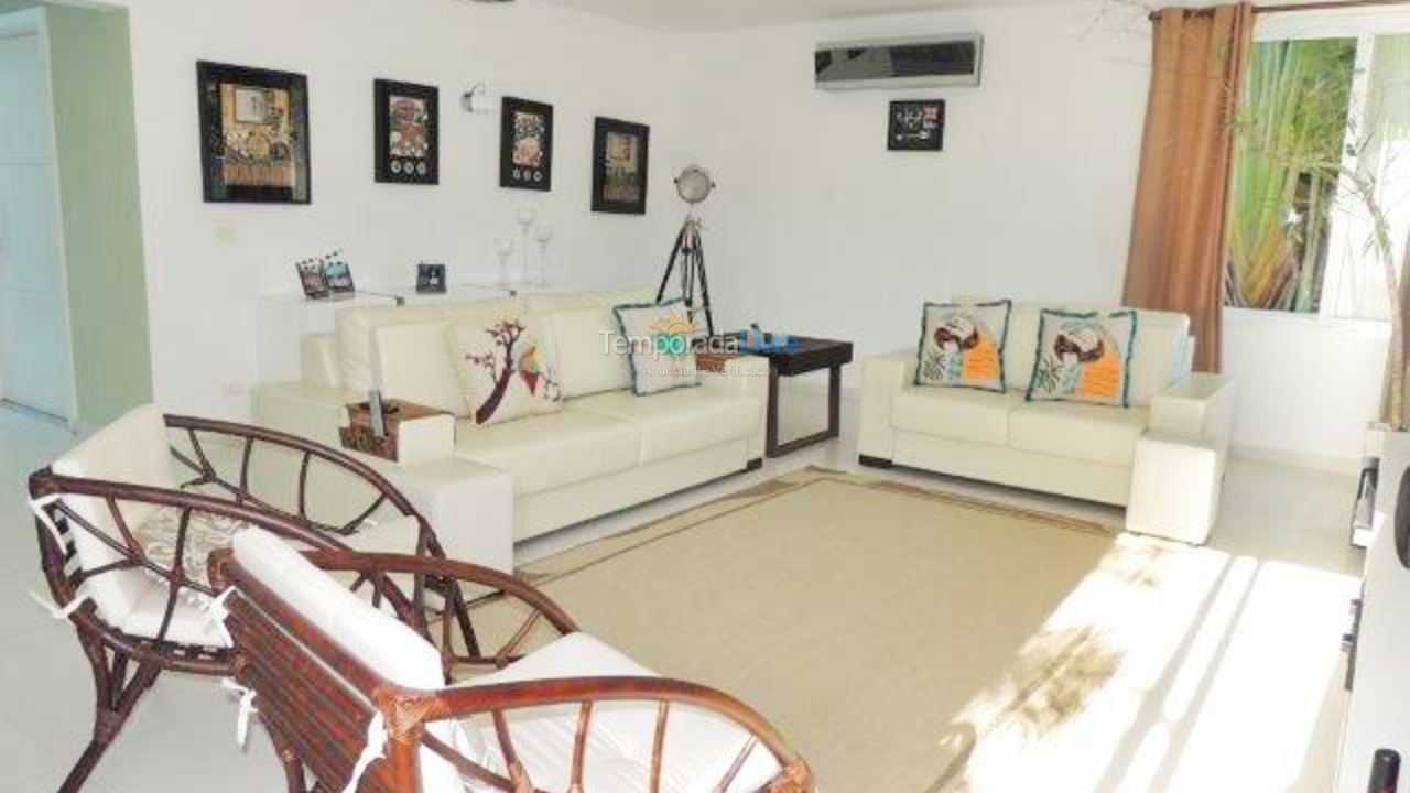 House for vacation rental in Guarujá (Jardim Acapulco)