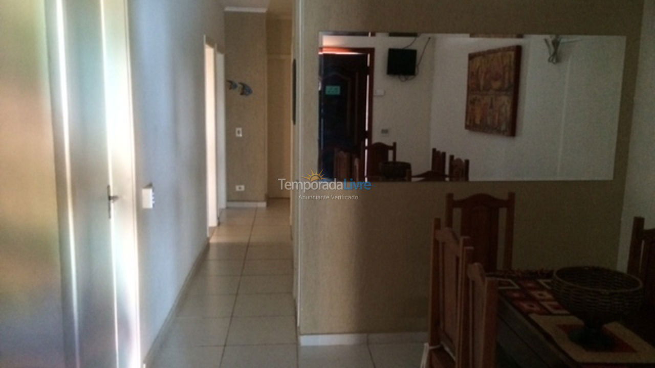 House for vacation rental in Ubatuba (Praia das Toninhas)