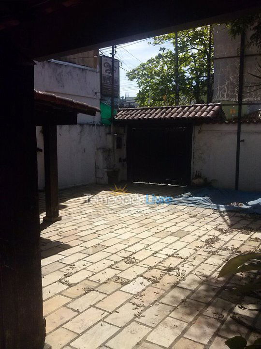 Casa para aluguel de temporada em Angra dos Reis (Jardim Balneário)