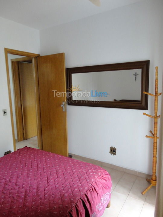 Apartamento para aluguel de temporada em Guarujá (Enseada)
