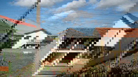 EXCELLENT HOUSE, SUITE PLUS 2 BEDROOMS WITH AC, WI-FI - CISTERN