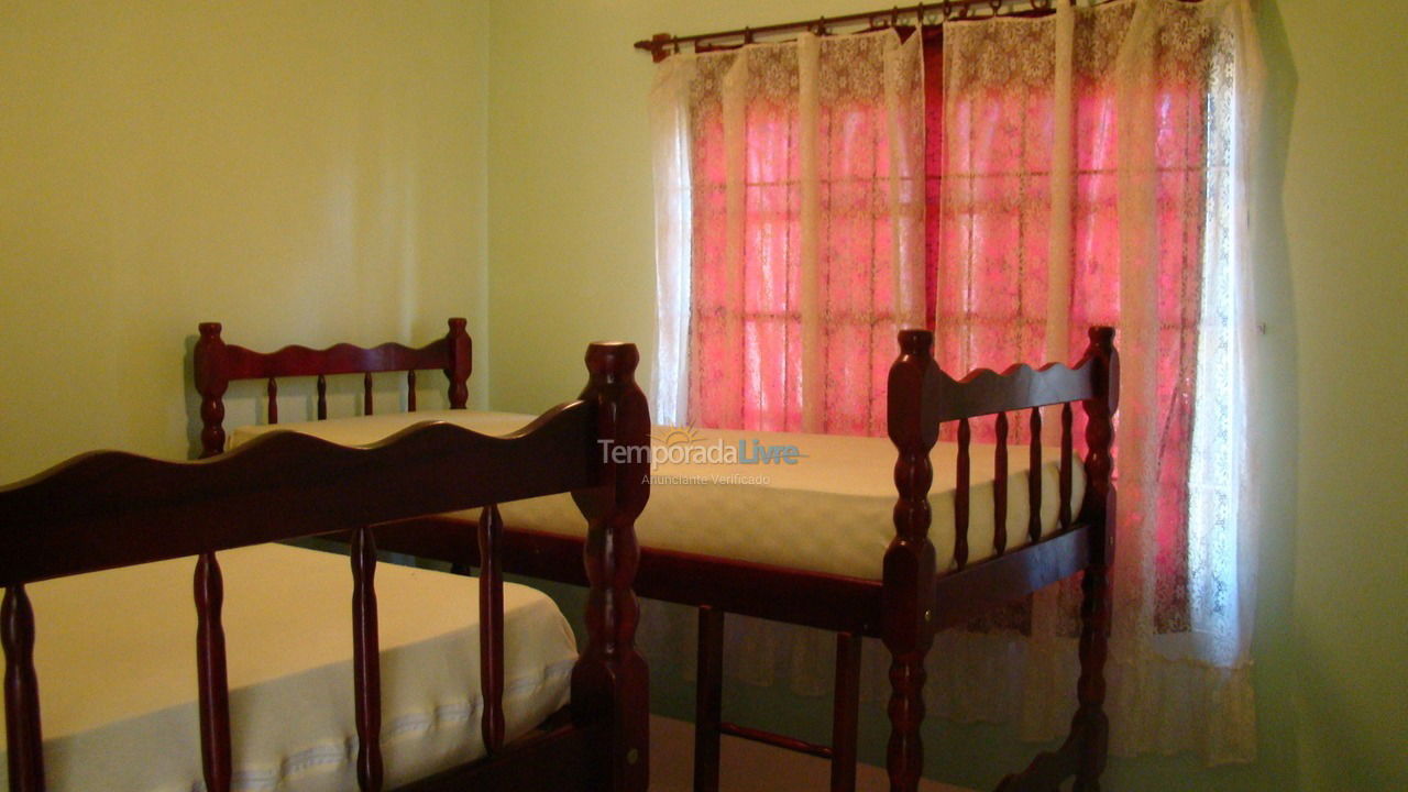 Casa para aluguel de temporada em São Francisco do Sul (Enseada)
