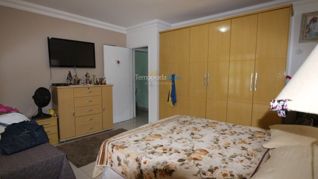 Apartamento para aluguel de temporada em Balneário Camboriú (Praia dos Amores)