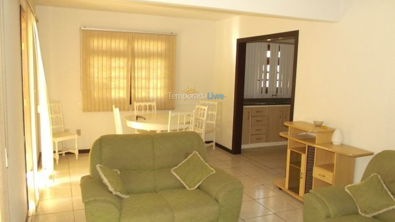 Apartamento para alquiler de vacaciones em Bombinhas (Praia de Bombas)