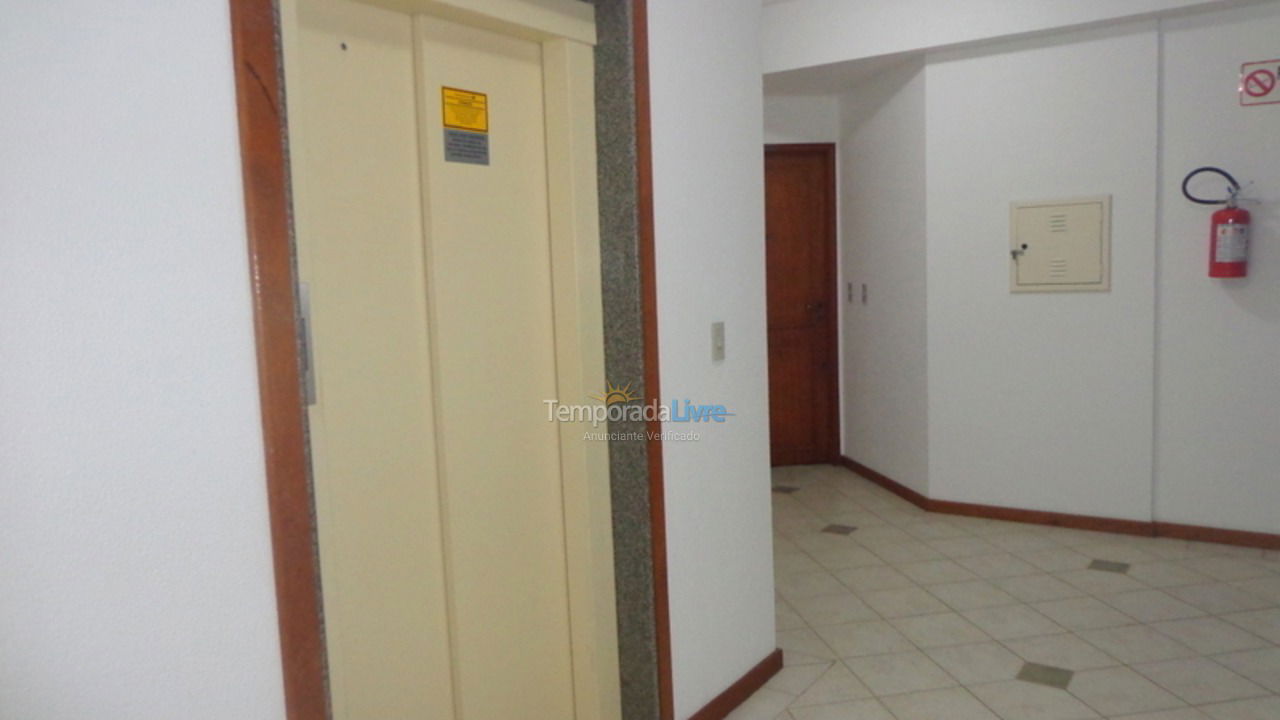 Apartamento para alquiler de vacaciones em Florianópolis (Cachoeira do Bom Jesus)