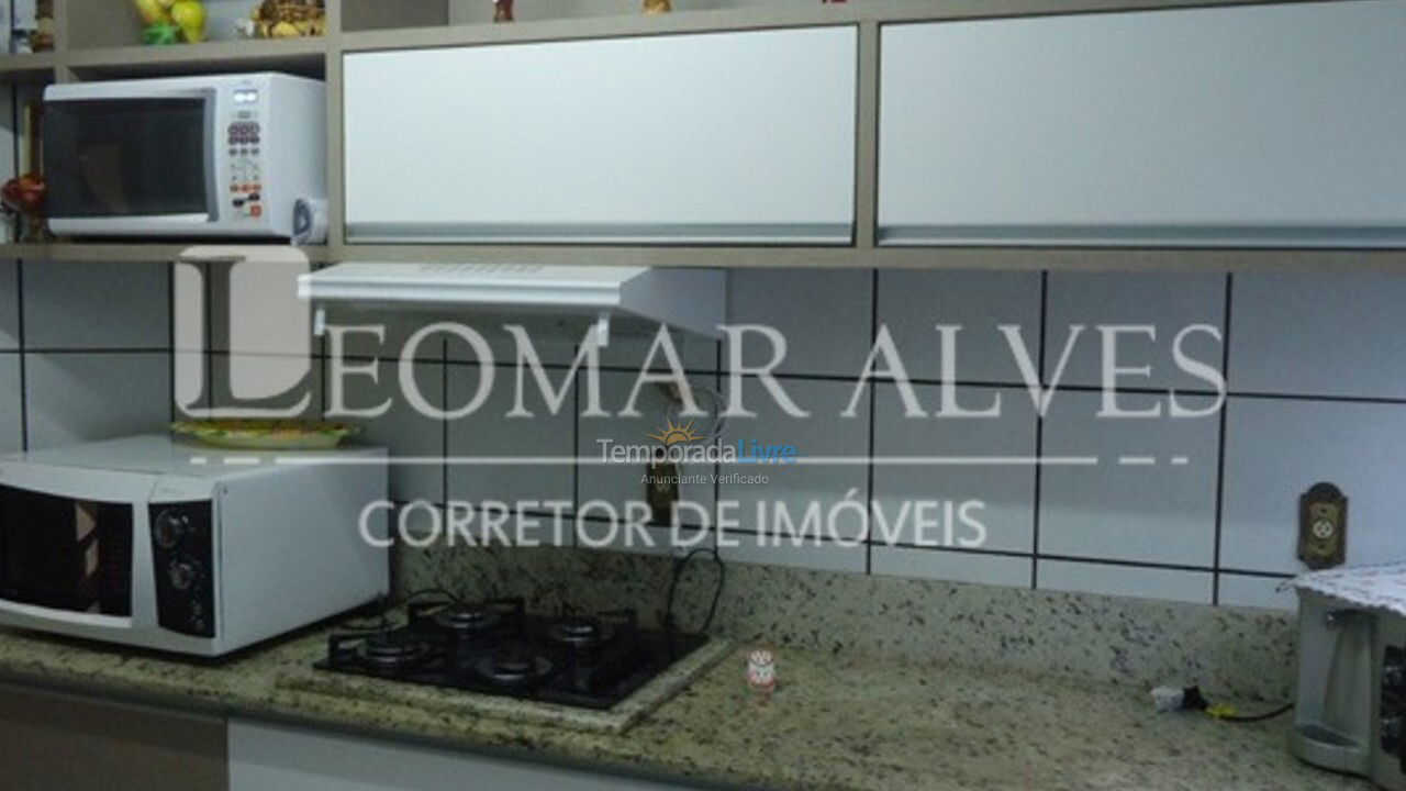 Apartamento para alquiler de vacaciones em Itapema (Meia Praia)