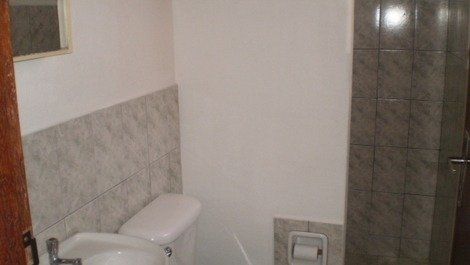 banheiro de um dos apartamentos