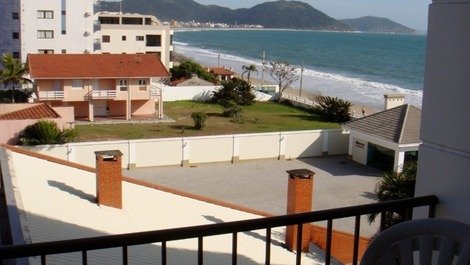 Praia dos Ingleses - Pies en la arena - Residencial Villa Mar