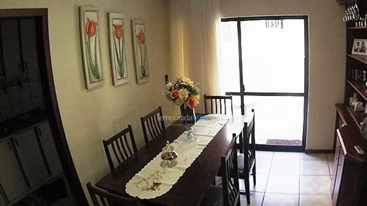Apartment for vacation rental in Itapema (Centro)
