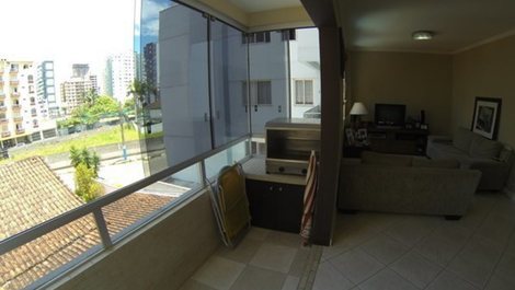 Nn the center, Large 1 Bedroom Apartment