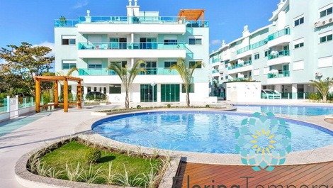 Ap at Praia dos Ingleses! Complete in condominium with pool!