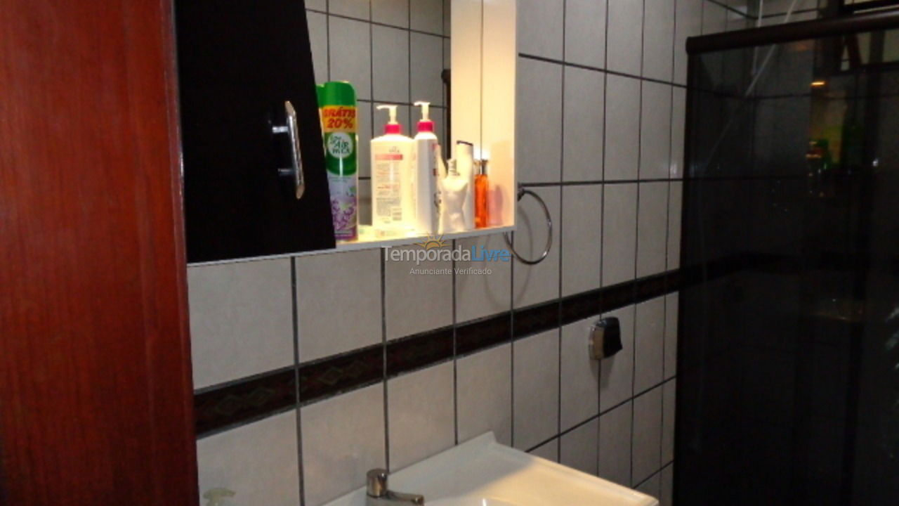 Apartamento para aluguel de temporada em Balneário Camboriú (Praia Central)