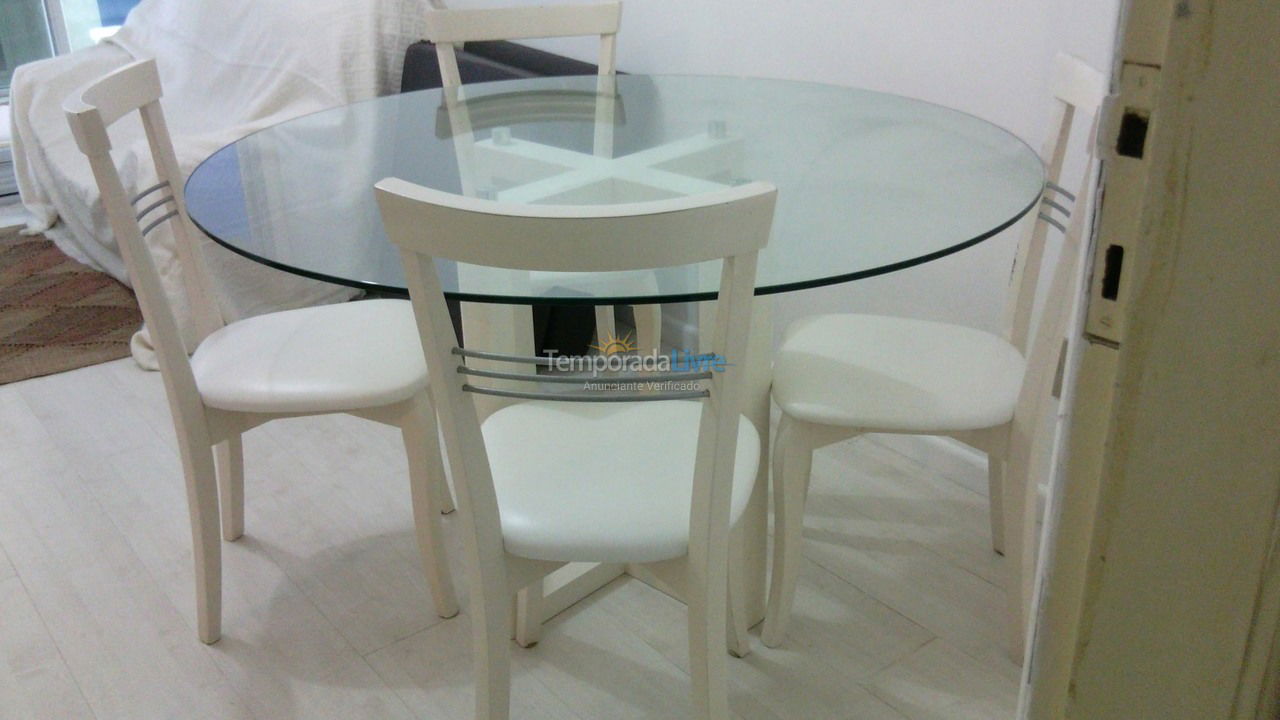 Apartamento para aluguel de temporada em Balneário Camboriú (Praia Central)