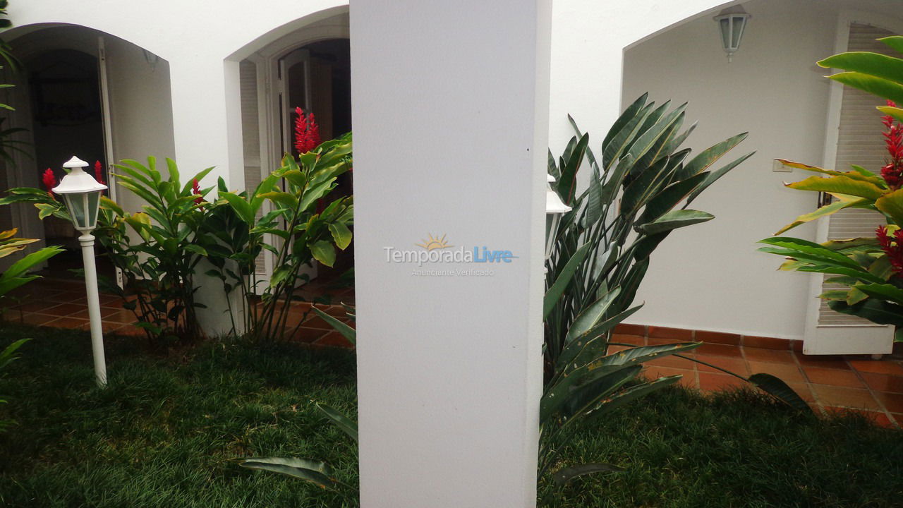 Casa para aluguel de temporada em Guarujá (Jardim Acapulco)