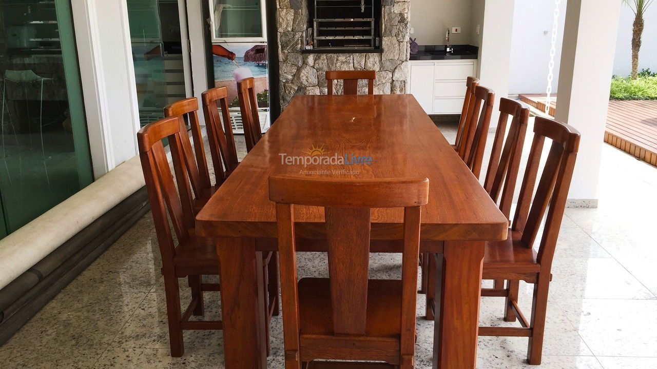 Casa para alquiler de vacaciones em Guarujá (Jardim Acapulco)