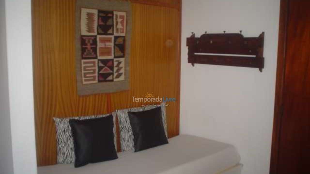 Apartamento para aluguel de temporada em Balneário Camboriú (Praia Central)