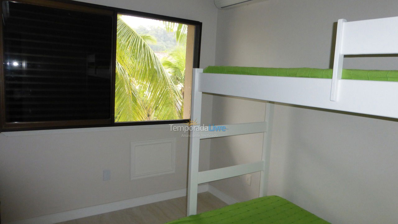 Apartment for vacation rental in Ubatuba (Praia das Toninhas)