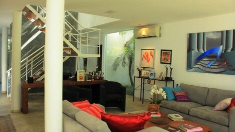 Se alquila por temporada casa moderna en Barra da Tijuca -