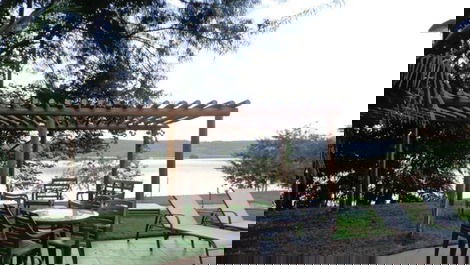Lental Season Lake Village Caldas Novas-Lake Corumbá