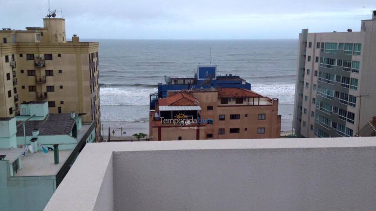 Apartamento para aluguel de temporada em Itapema (Meia Praia)