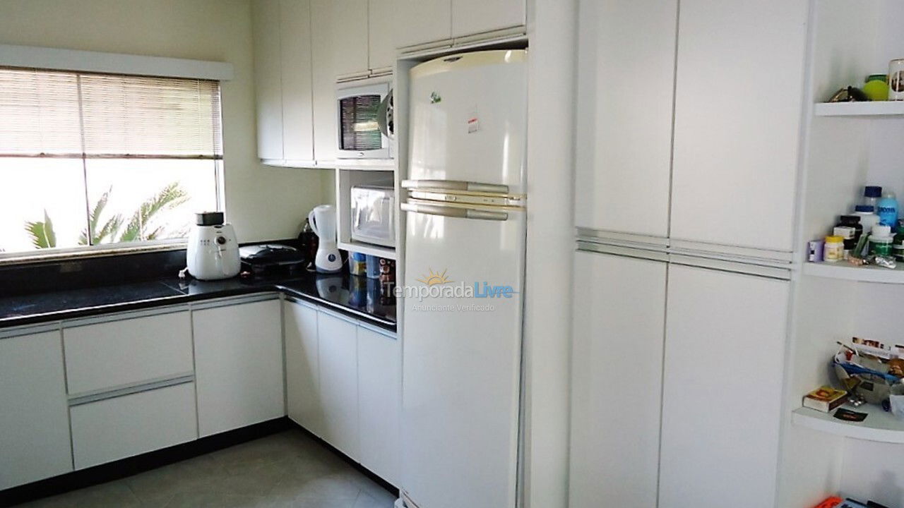 Casa para alquiler de vacaciones em Itapema (Centro)