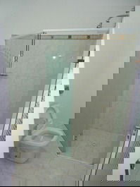 GRAN CASA CON PISCINA, AMUEBLADO THIN