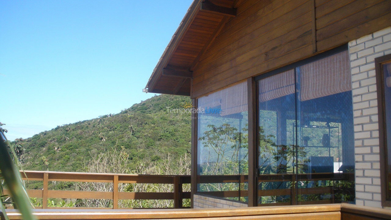 Casa para aluguel de temporada em Garopaba (Praia da Gamboa)