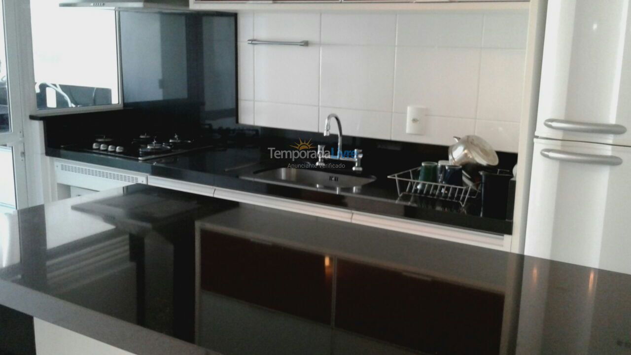 Apartamento para aluguel de temporada em Florianopolis (Canasvieiras)