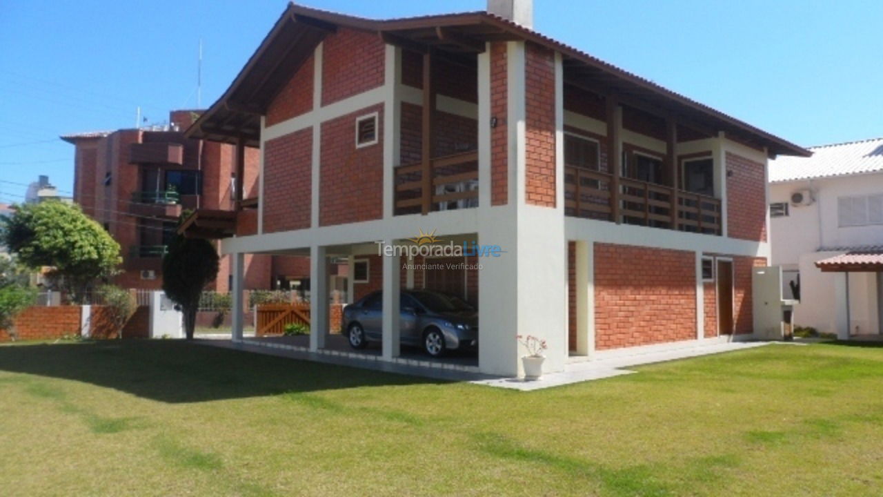House for vacation rental in Florianopolis (Praia dos Ingleses)