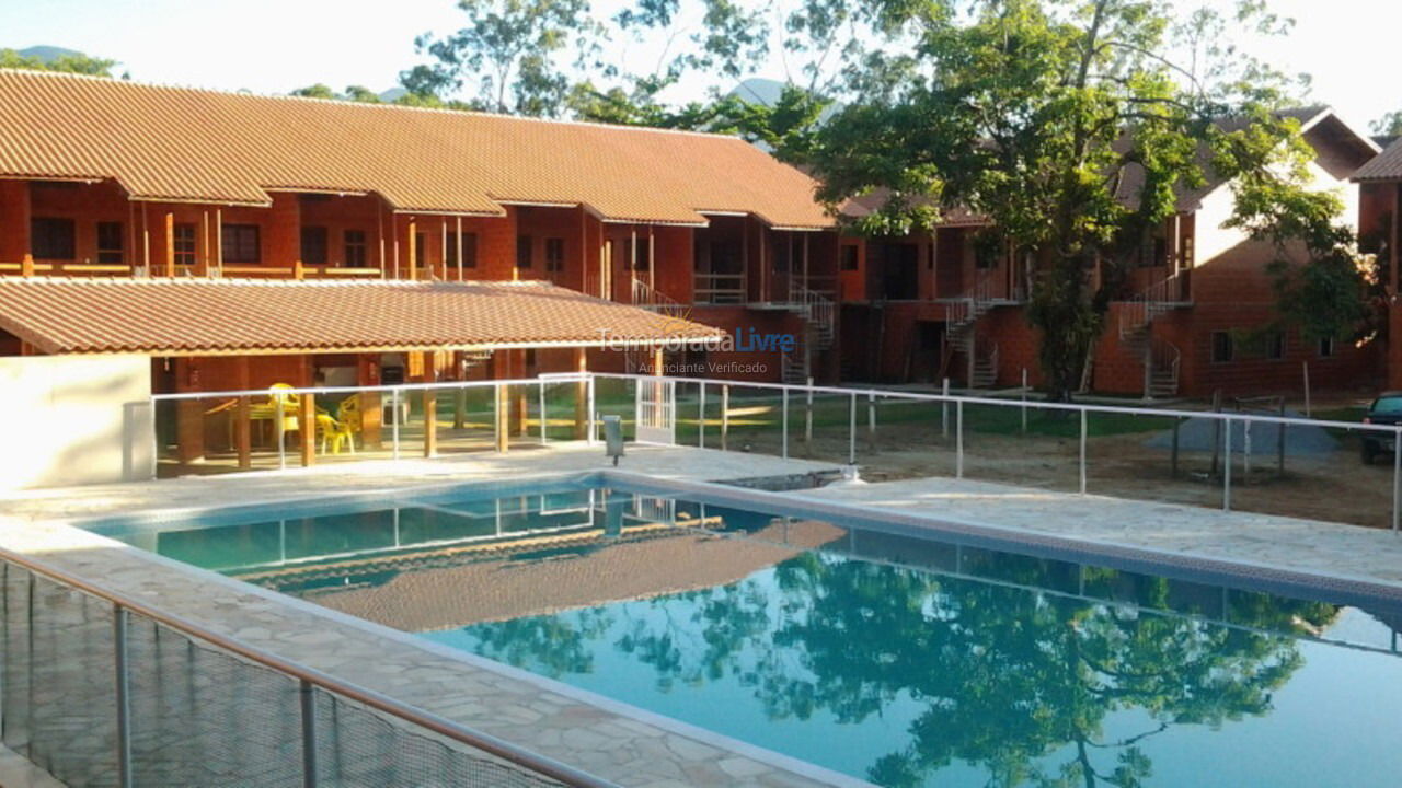 Casa para alquiler de vacaciones em Ubatuba (Maranduba)