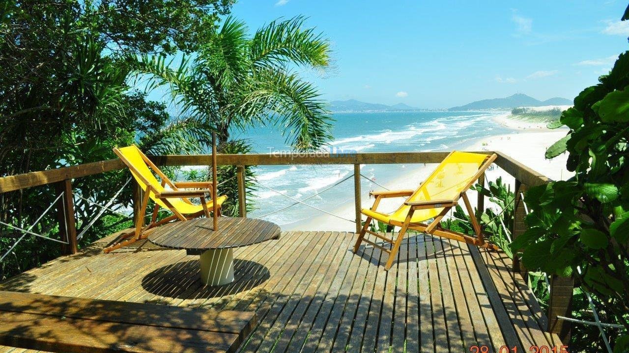 Casa para alquiler de vacaciones em Garopaba (Praia do Siriu)