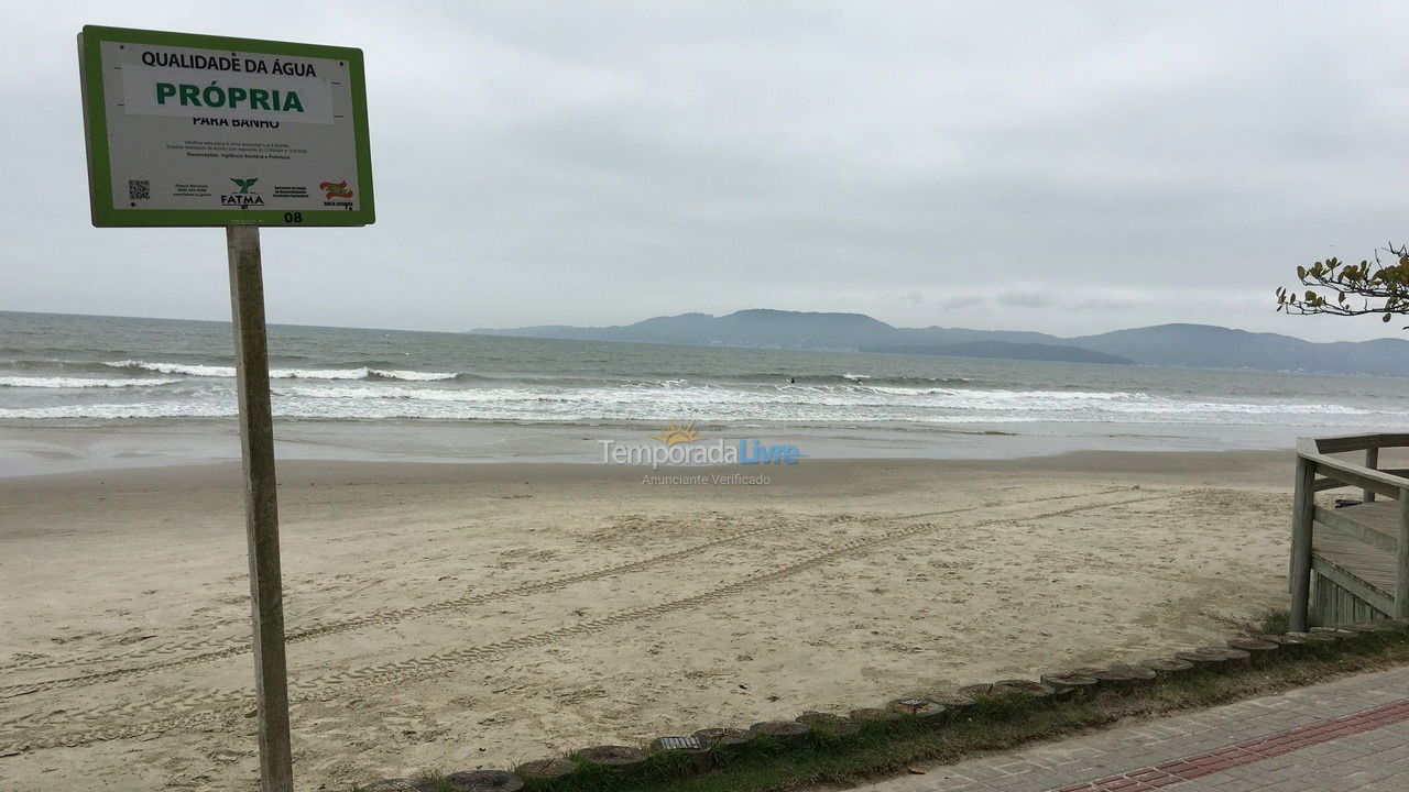 Apartamento para aluguel de temporada em Itapema (Meia Praia)