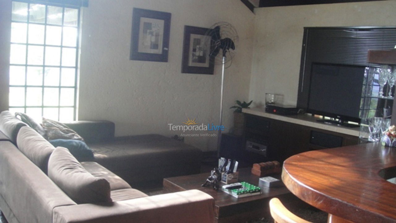 Ranch for vacation rental in Mairinque (Moreiras)