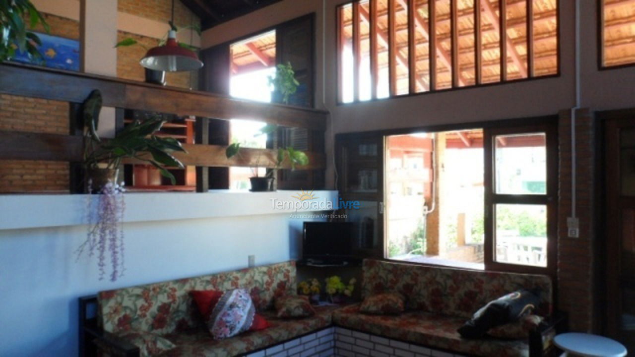 Casa para aluguel de temporada em Florianopolis (Praia dos Ingleses)
