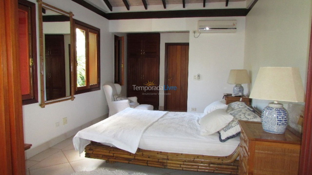 House for vacation rental in São Sebastião (Praia da Baleia)