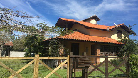 Casa para alugar em Garopaba - Praia da Ferrugem