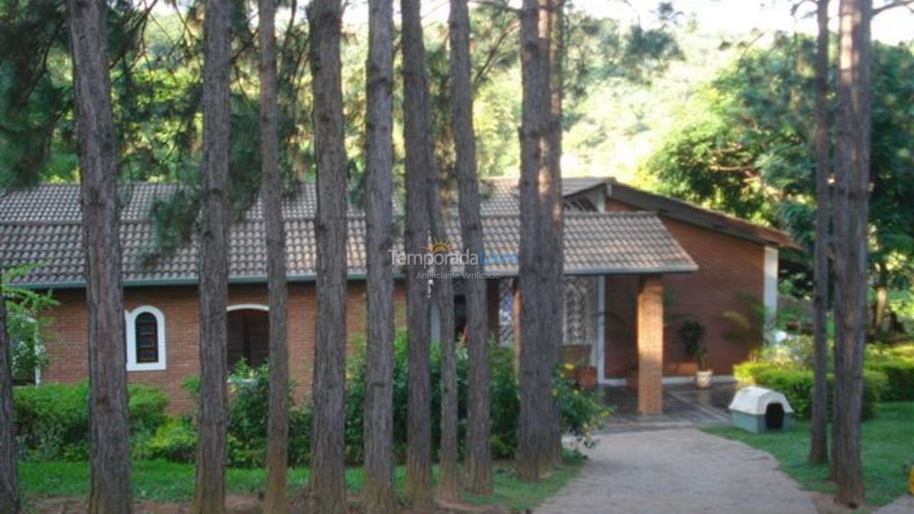 House for vacation rental in Itatiba (Moenda)