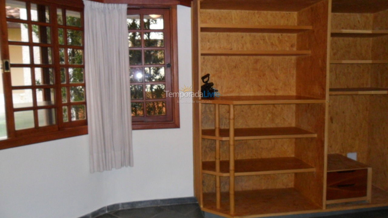 Casa para aluguel de temporada em Bertioga (Boraceia)
