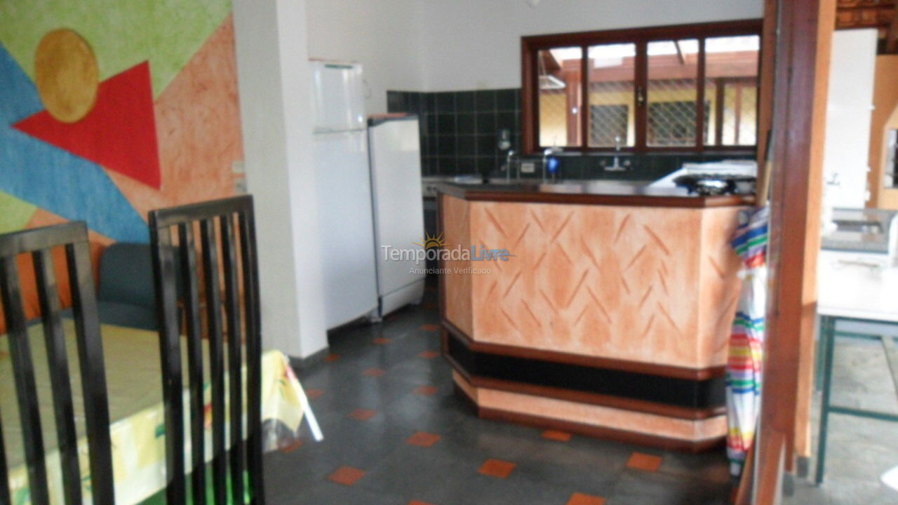 Casa para aluguel de temporada em Bertioga (Boraceia)
