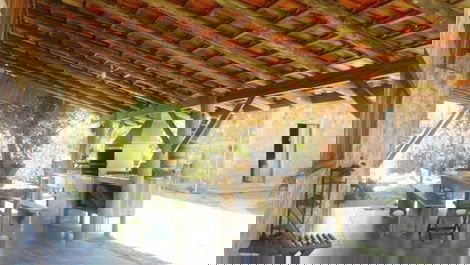 Casa na Praia do Rosa, com Piscina 5 quartos!