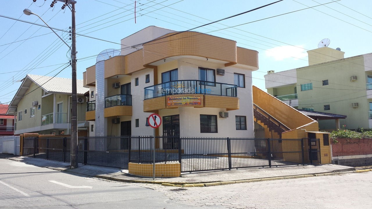 Apartment for vacation rental in Bombinhas (Praia de Bombinhas)