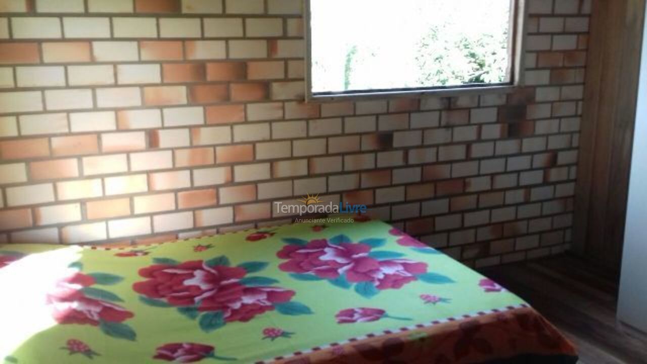 Casa para aluguel de temporada em Imbituba (Praia de Ibiraquera)