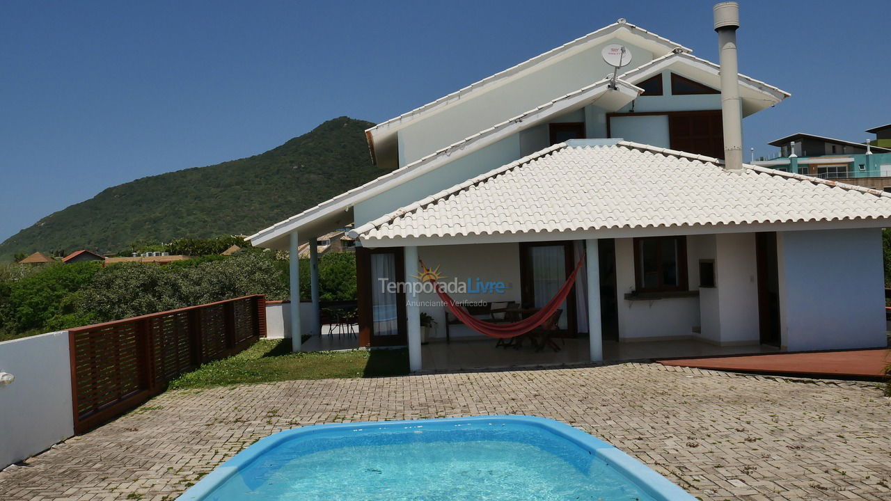 Casa para aluguel de temporada em Florianopolis (Praia dos Ingleses)