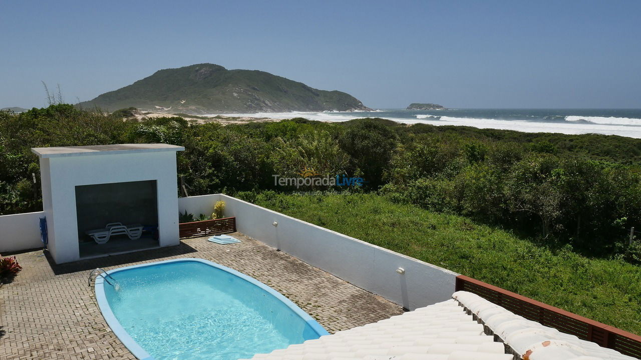Casa para aluguel de temporada em Florianopolis (Praia dos Ingleses)