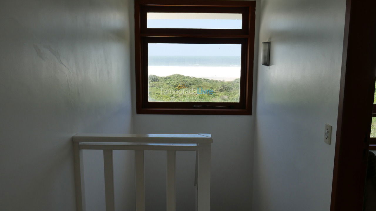 Casa para aluguel de temporada em Florianopolis (Praia dos Ingleses)