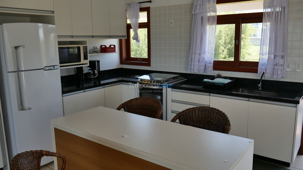 Casa para aluguel de temporada em Florianopolis (Praia dos Ingleses)