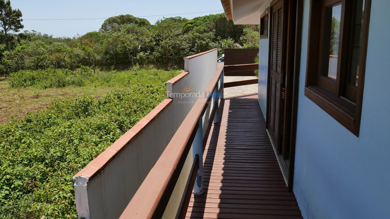 Casa para aluguel de temporada em Florianopolis (Praia dos Ingleses)