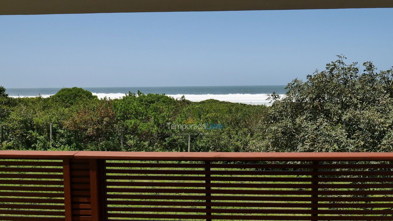 Casa para aluguel de temporada em Florianopolis (Praia dos Ingleses)